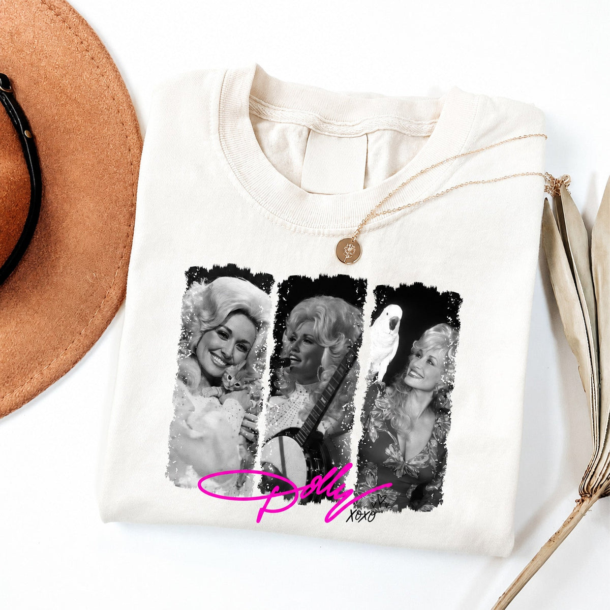 Dolly Parton Memorial Shirt, Vintage Country Music Legend Tee, Dolly Signature Tribute T-Shirt 1946-2026 686062